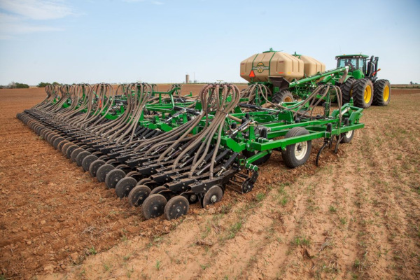 Great Plains | Air Drills | Field Cultivator Air Drill for sale at Wellington Implement, Ohio