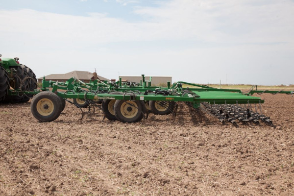 Great Plains | Conventional Tillage | Field Cultivator for sale at Wellington Implement, Ohio