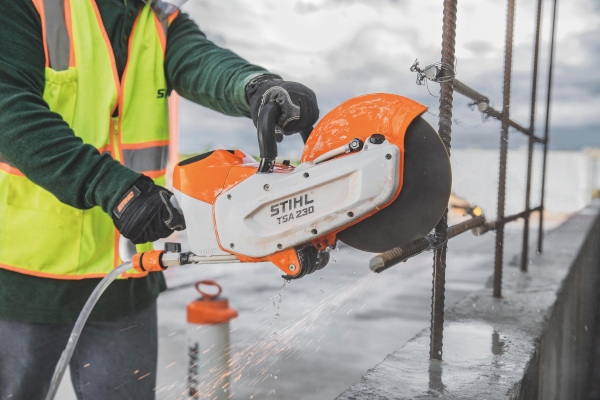 Stihl | Cut-off Machines | Battery Cut-Off Machines for sale at Wellington Implement, Ohio