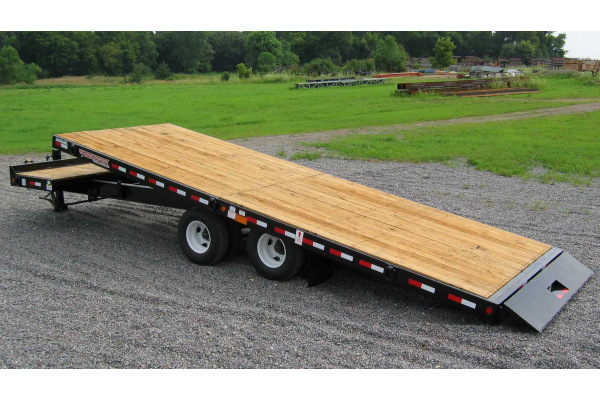 Towmaster Trailers | Deck-Over Tilt | Model T-20T for sale at Wellington Implement, Ohio